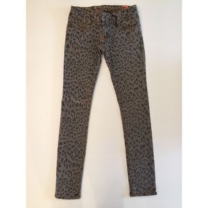 NWT Grey Leopard Skinny Jeans